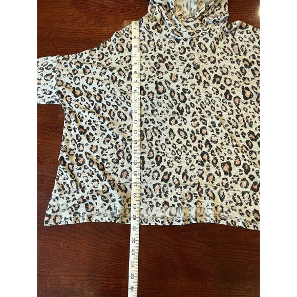 Sundry Leopard Animal Print Knit Hoodie Sweatshirt Size 0 XS Made In USA Viscose - Picture 6 of 6